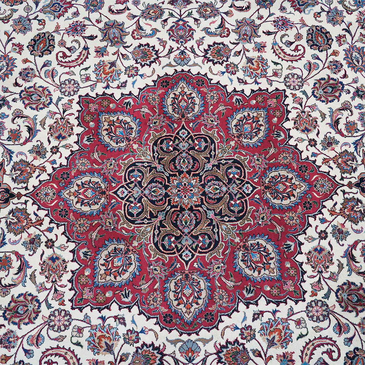 فرش دستباف متبرک چله پنبه اندازه 6 × 3 متر